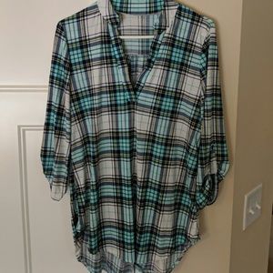 Slinky plaid pullover blouse from boutique